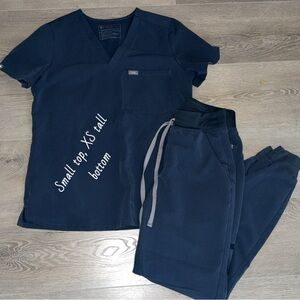 Figs Women's Navy Blue Scrub Set